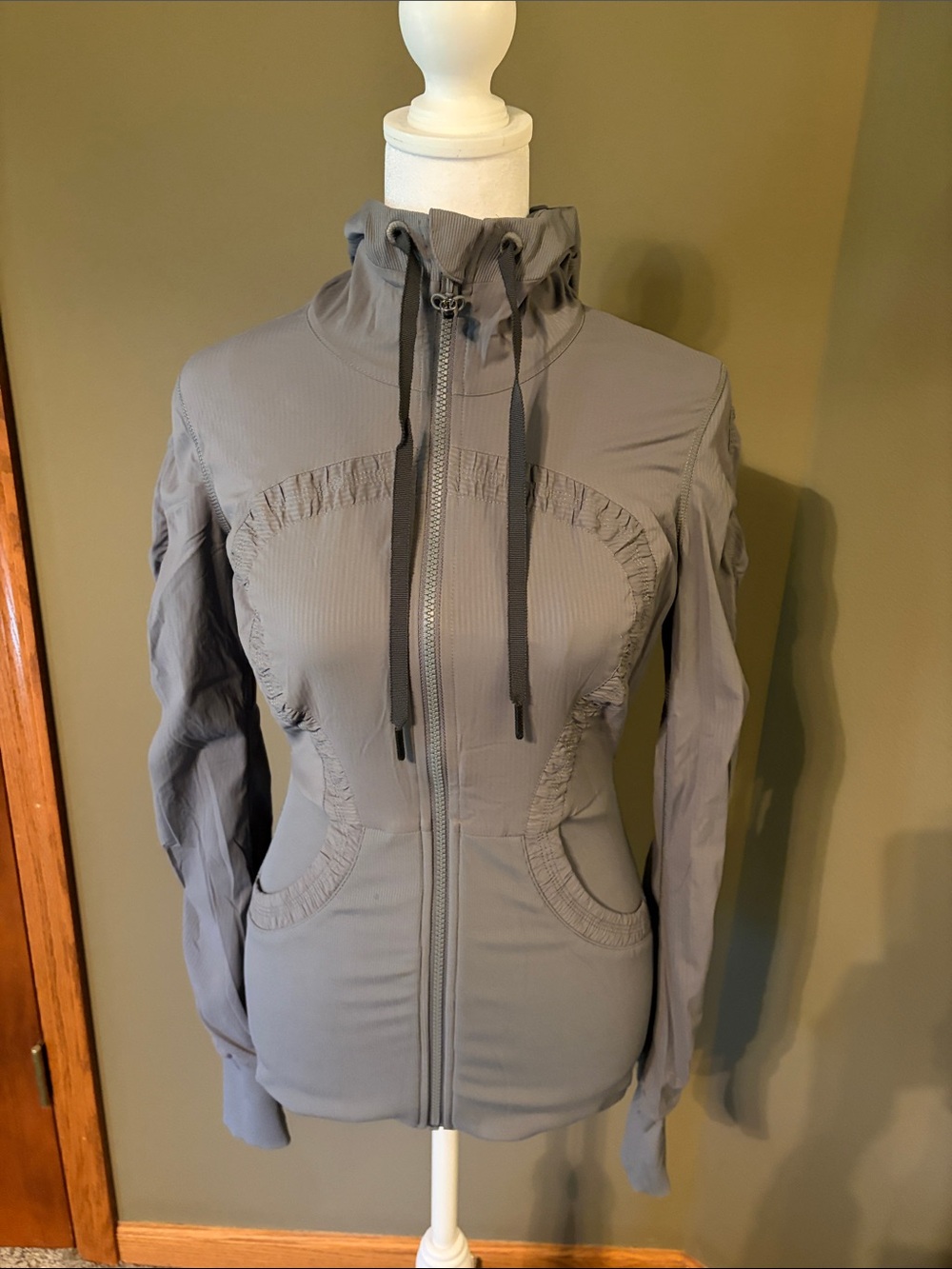 lululemon athletica Light Gray Hooded  Jacket